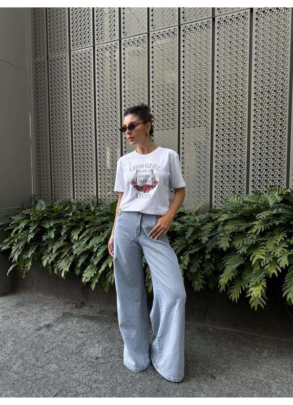 Cianitas - Camiseta Feminina Branca Horses Change - Branco 2