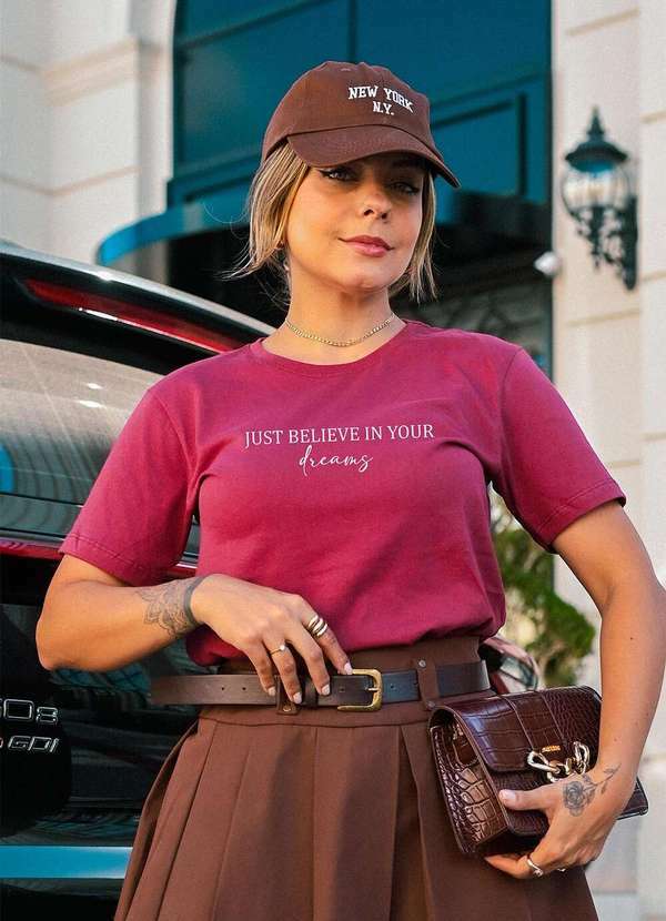 Cianitas - Camiseta Feminina Cereja Just Believe - Cereja