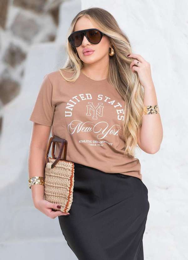 Cianitas - Camiseta Feminina Marrom Claro United States Marrom