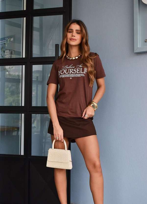 Cianitas - Camiseta Feminina Marrom Escuro Believe In Yourself - Marrom 3