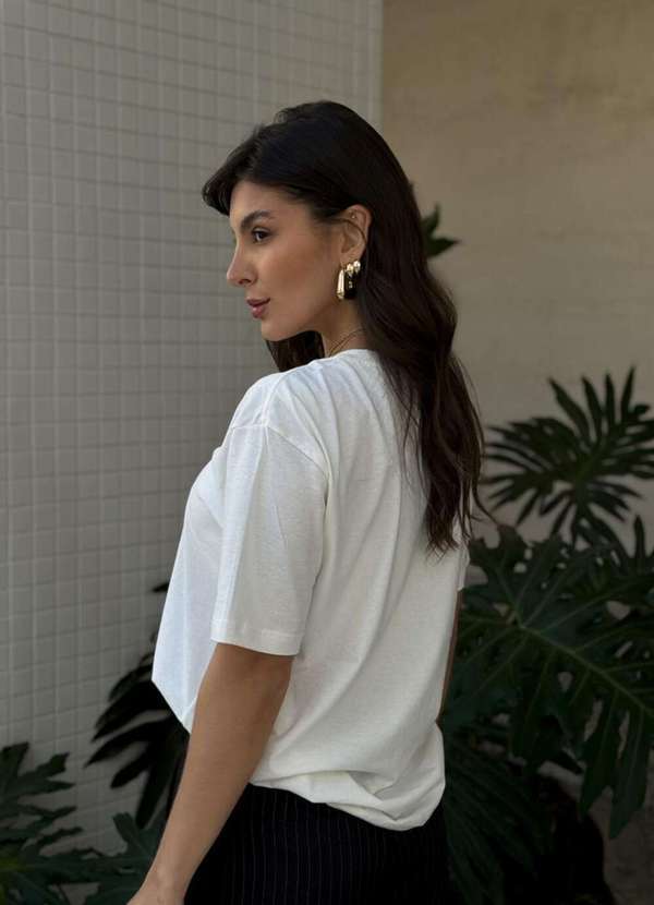 Cianitas - Camiseta Feminina Off Borboleta Wonderful - Off 5