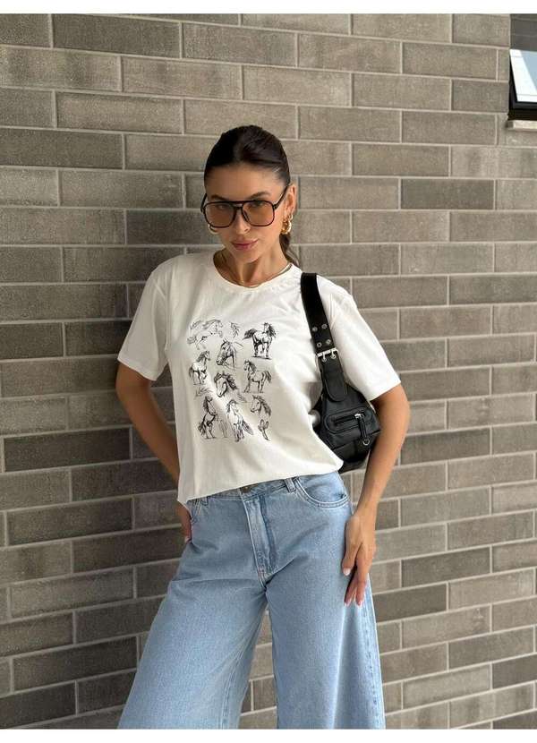 Cianitas - Camiseta Feminina Off Cavalos - Off