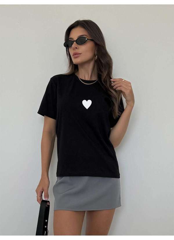 Cianitas - Camiseta Feminina Preta Coração - Preta