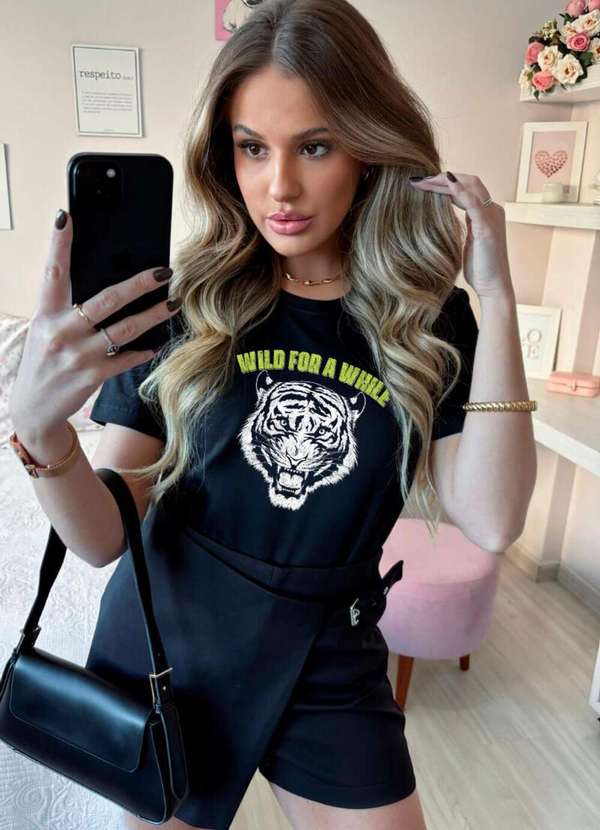 Cianitas - Camiseta Feminina Preta Tigre Wild For a While - Preta