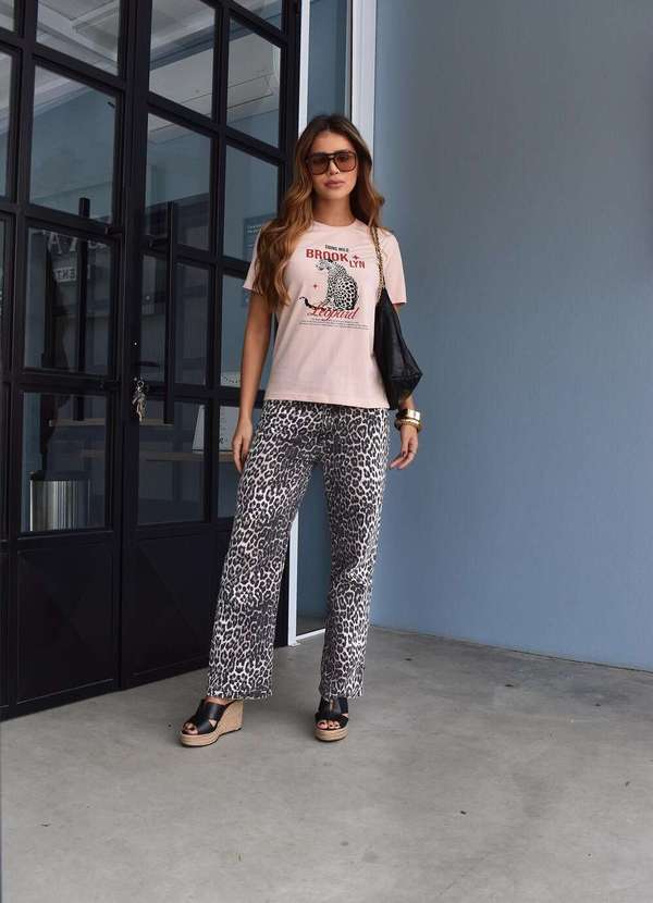 Cianitas - Camiseta Feminina Salmão Leopard Brooklyn - Salmão 3
