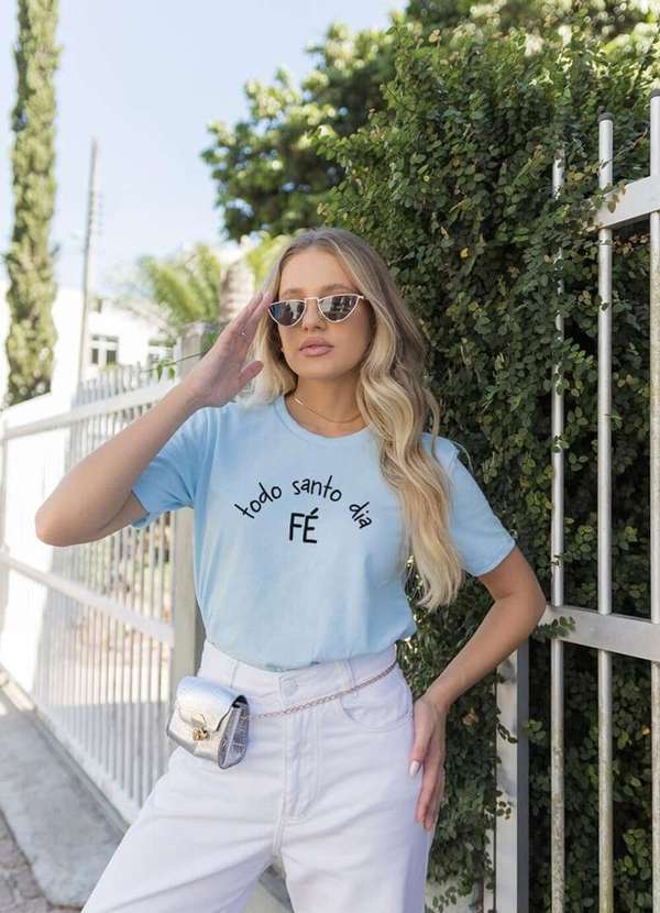 Cianitas - Camiseta Feminina Azul Bebe Fe Todo Santo Dia - Azul