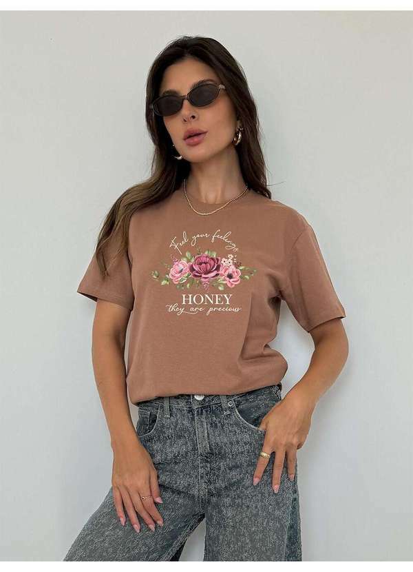 Cianitas - Camiseta Feminina Marrom Claro Honey - Marrom