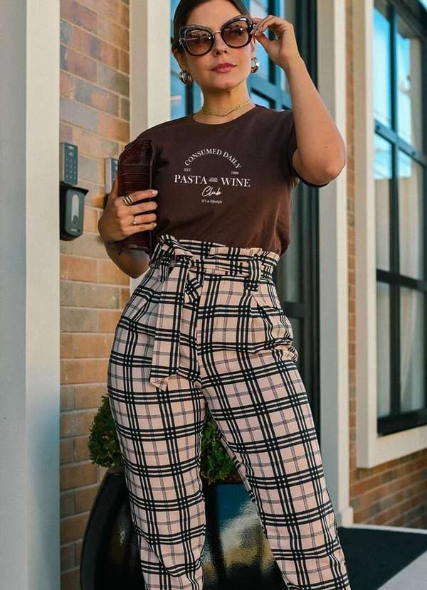 Cianitas - Camiseta Feminina Marrom Escuro Pasta And Wine - Marrom 1