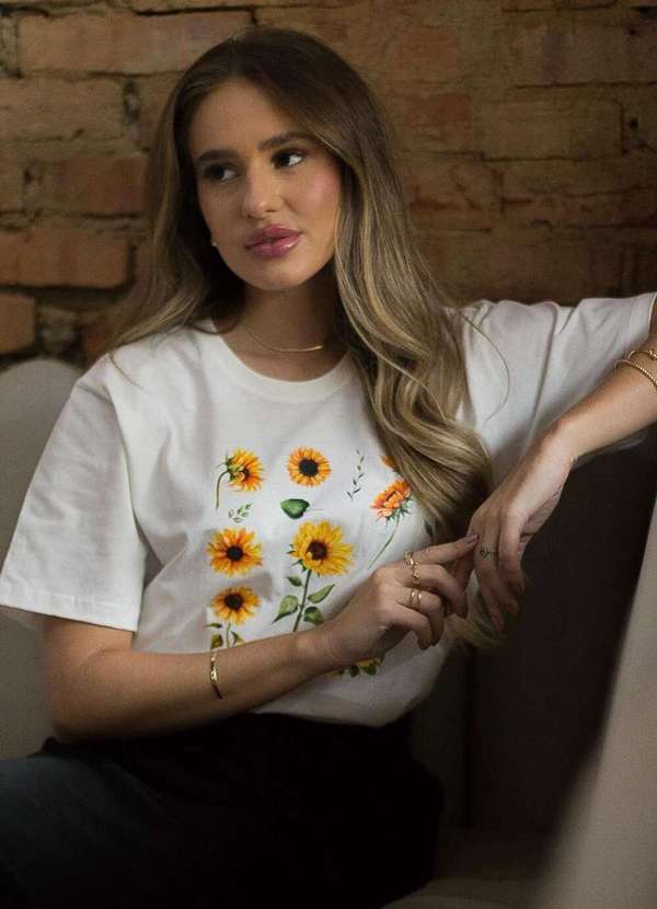 Cianitas - Camiseta Feminina Off Pequenos Girassóis - Off 3