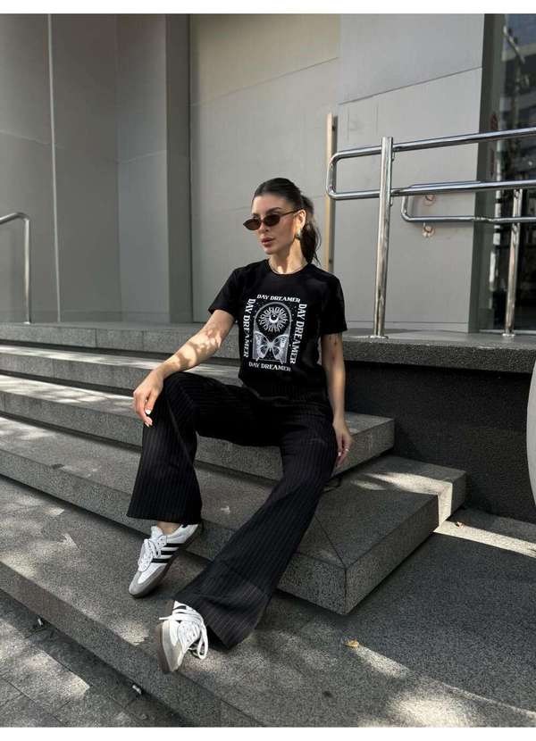 Cianitas - Camiseta Feminina Preta Day Dreamer - Preto 2