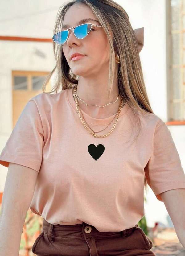 Cianitas - Camiseta Feminina Salmão Coração - Rosa