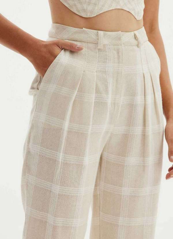 Amarante do Brasil - Calça Carrot Cintura Alta Bege