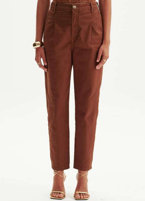 Amarante do Brasil - Calca Sarja Reta High Marrom 4