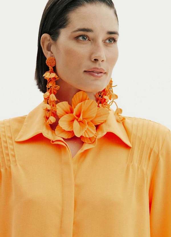 Amarante do Brasil - Camisa Alongada com Pregas Laranja