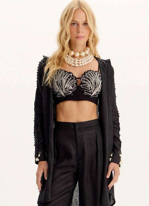 Amarante do Brasil - Camisa Alongada Manga Longa Linho Preto