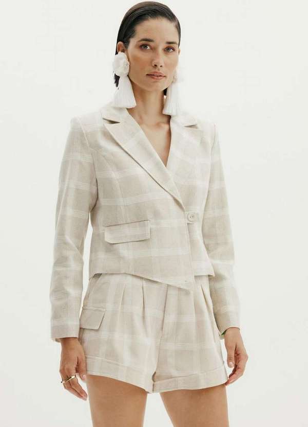 Amarante do Brasil - Blazer Assimétrico com Transpasse Amarante Bege