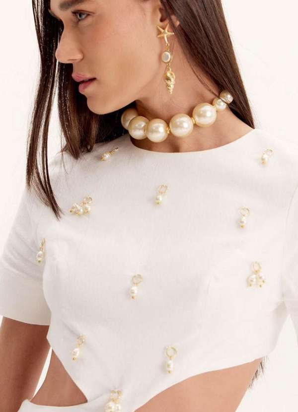 Amarante do Brasil - Vestido Curto Manga Curta com Cut Out Aplicações Branco 2