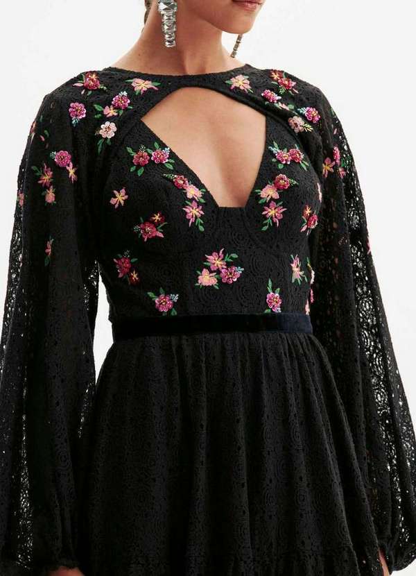 Amarante do Brasil - Vestido Longo com Bordado Preto 5