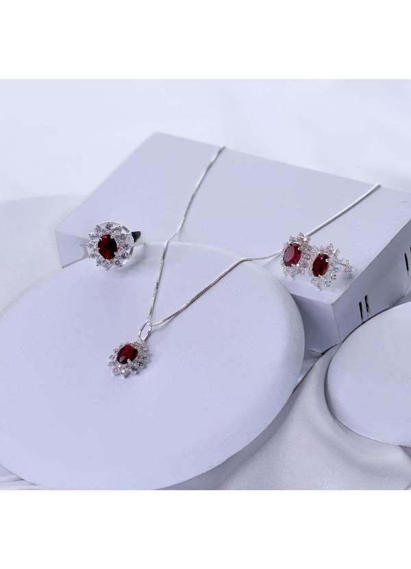 Convex - Anel de Prata Coleção Queens Cristal Rubi 6x8 e Zircônias B Prata 4