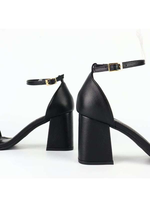 Raphaella Booz - Sandália Essencial Laura Salto Bloco Couro Couro Glove Preto 4