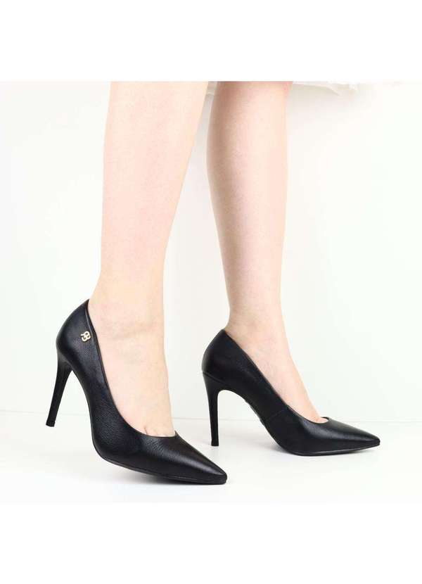 Raphaella Booz - Scarpin Salto Alto Couro Toscana Preto 6