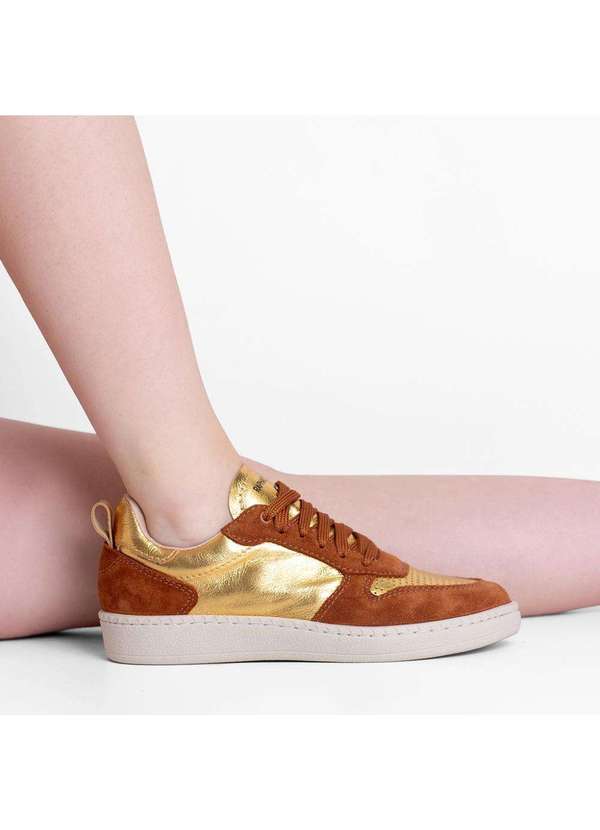Raphaella Booz - Tênis Camurça Marrom Couro Dourado Camurcao Camel/Metal Ouro