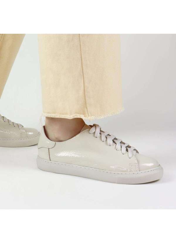 Raphaella Booz - Tênis Verniz Verniz Show Off White 7