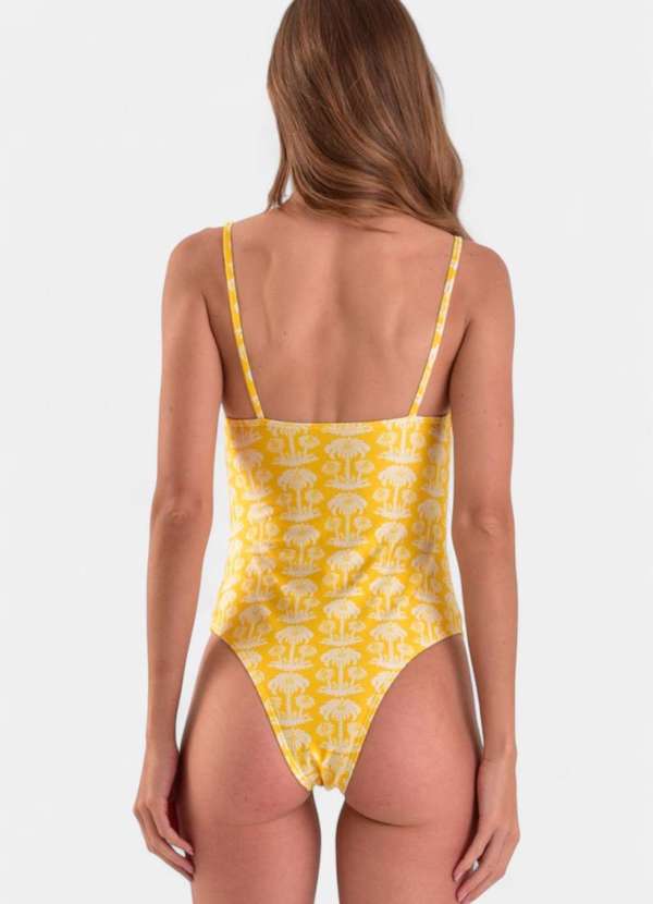 Areia Branca - Maio Areia Branca Baly Coqueiro Amarelo 2