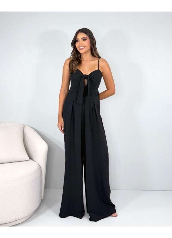 Closet Rc - Macacão Carminha Preto