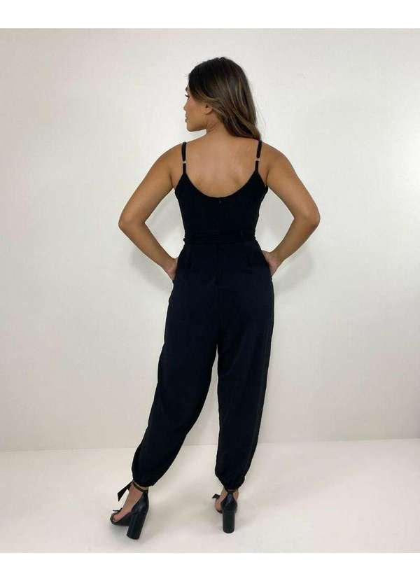 Closet Rc - Macacão Sônia Preto 4