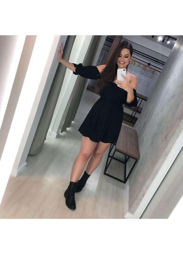 Closet Rc - Macaquinho Izabela Preto