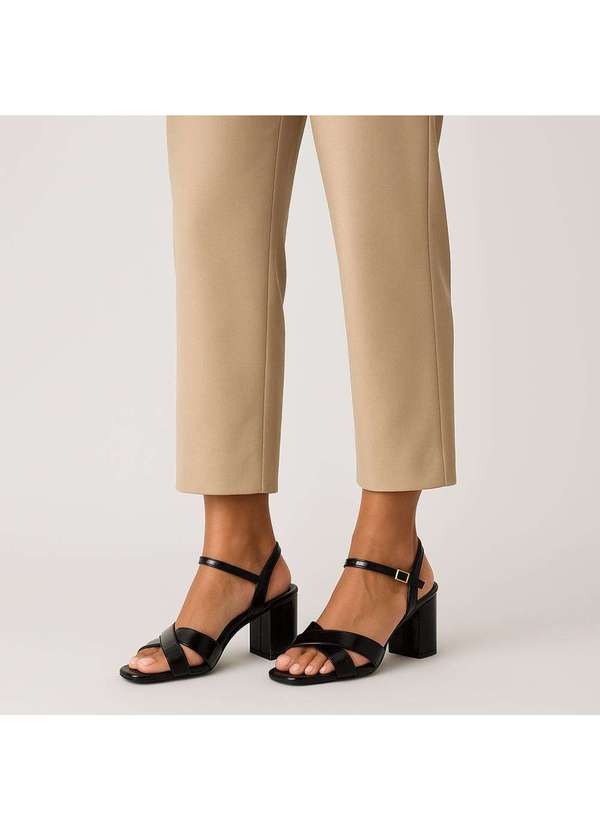 Comfort - Sandália Couro Salto Bloco Verniz Onça Preto 4