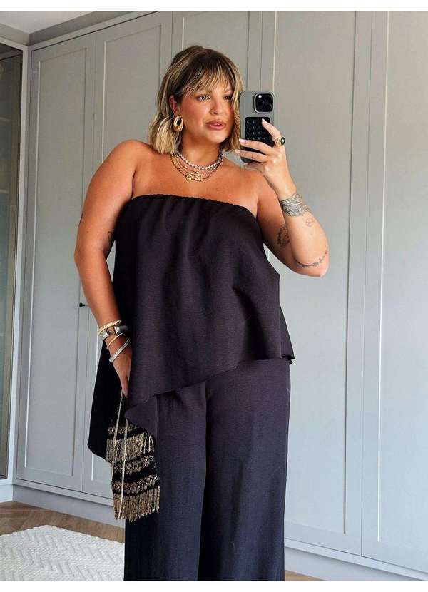 In Love - Blusa Tomara que Caia Juliana Preto Preto 1