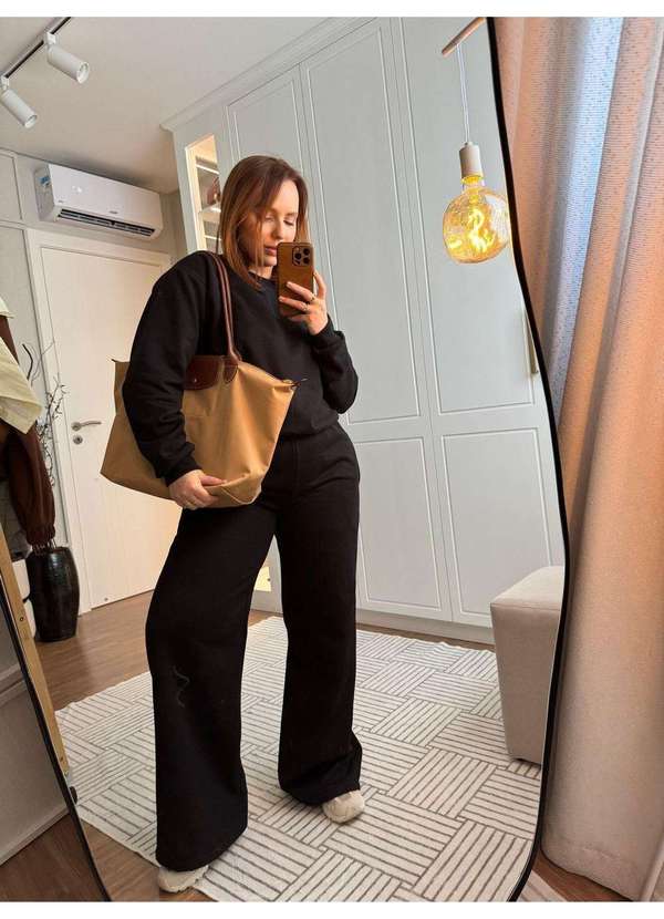 In Love - Casaco de Moletom Anna Preto Preto 5