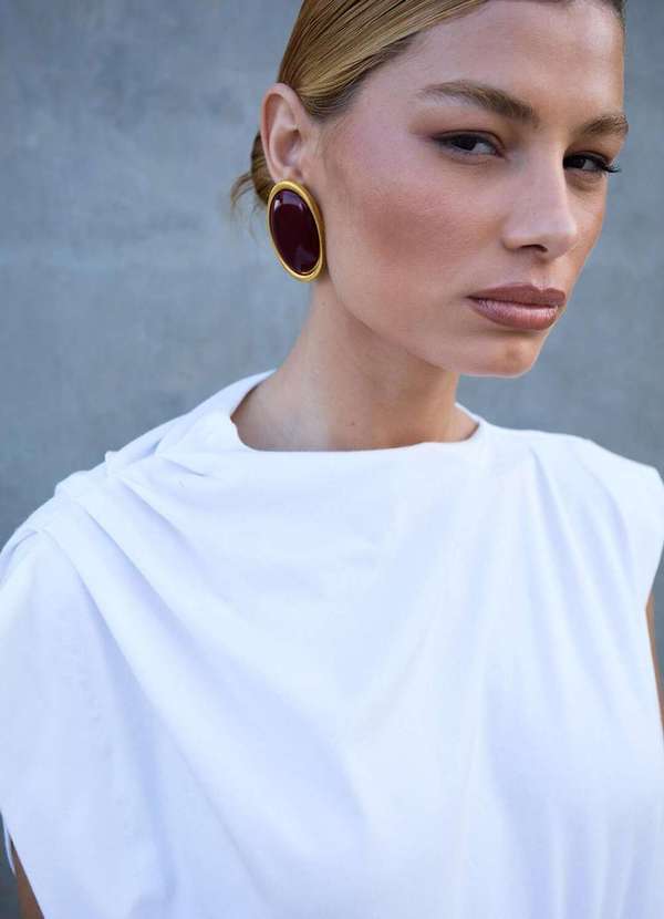 Laccord - Blusa com Drapeado nos Ombros Branco 3