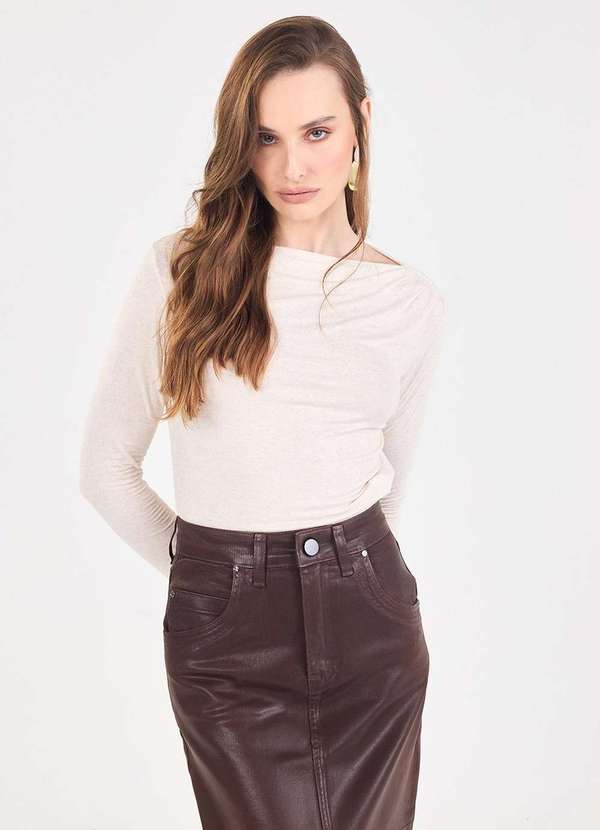 Laccord - Blusa Decote Canoa com Drapeado no Ombro Branco 4