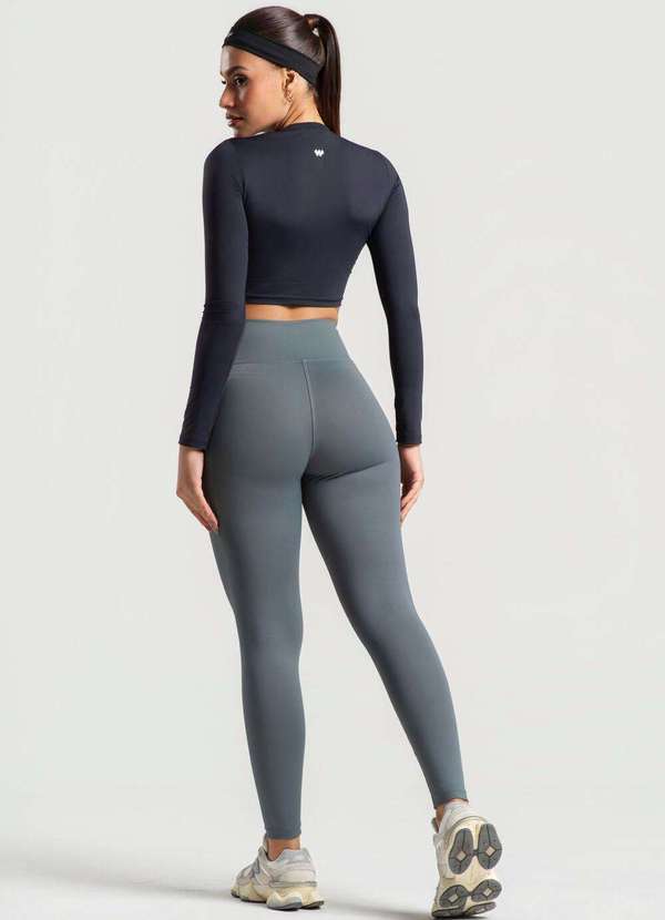 Wemood - Cropped Básico Manga Longa Decote Redondo Wemood - Preto 2