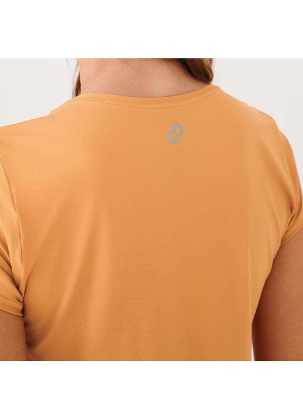 Donna Carioca - Camiseta Básica Dourado Microfibra Amarelo 3