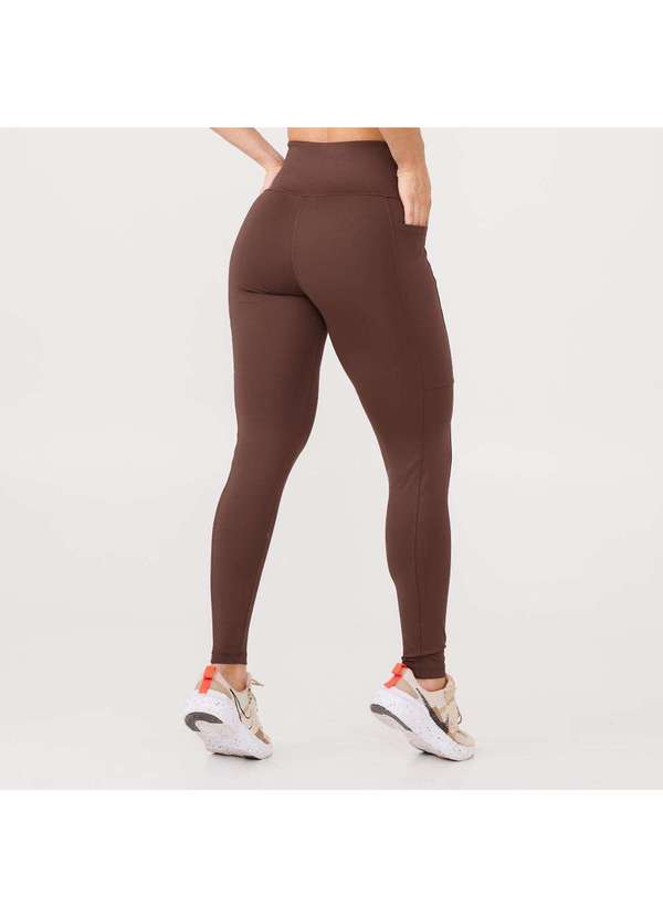 Donna Carioca - Legging Essential Marrom Chocolamore Poliamida com Bolso Marrom 2