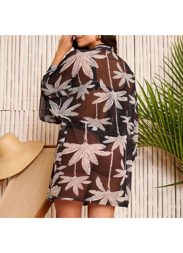 Donna Carioca - Saída de Praia Kimono Estampa Coqueiro P/B Estampado 2