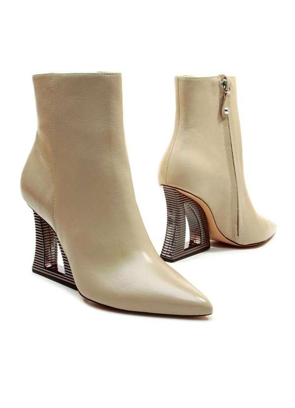 Cecconello - Bota Couro Cano Curto Salto Vazado Cecconello 2443001-3 Bege 5