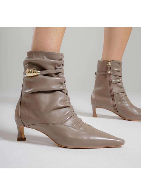 Cecconello - Bota Couro Cano Curto Cecconello 2639009-1 Marrom 2