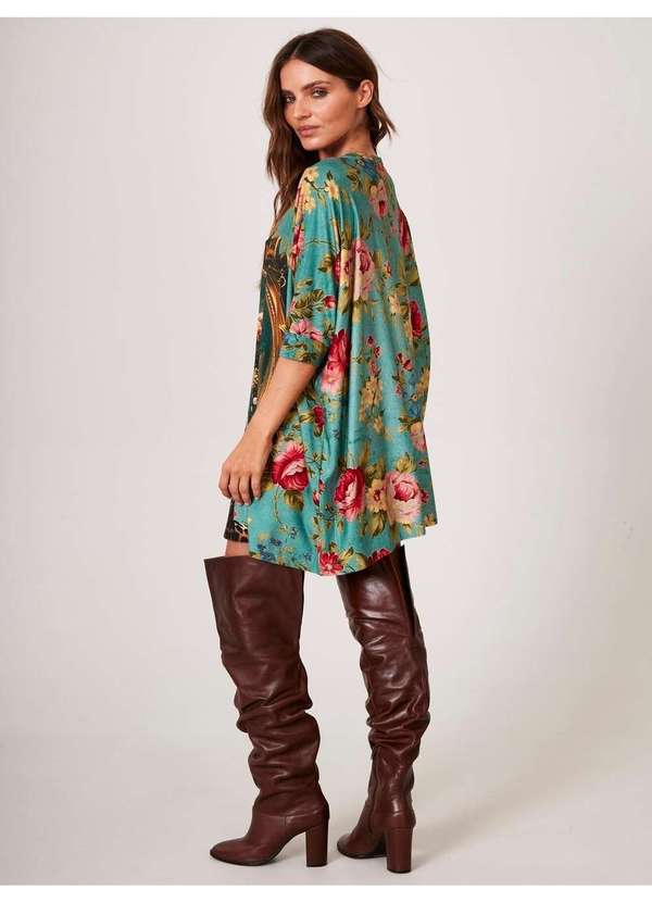 Yacamim - Bata Ampla Alongada Verde Estampa Onça com Pedrinhas Yacamim B3 Estampado 4