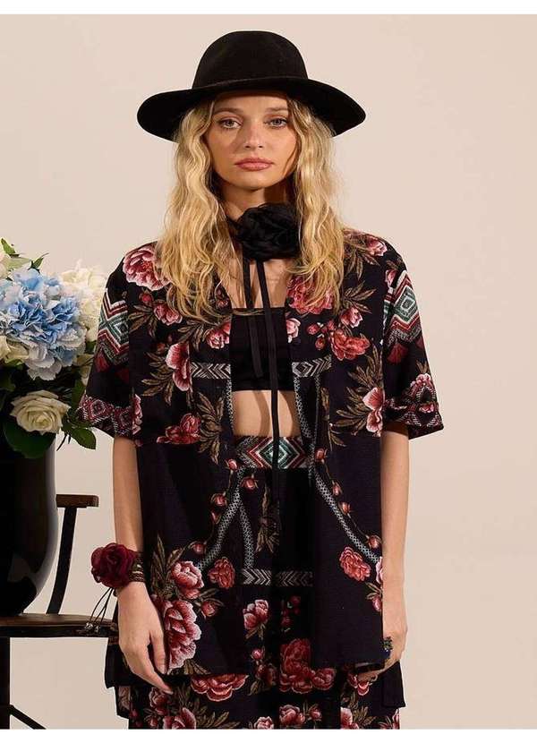 Yacamim - Camisa Ampla de Mangas Curtas Preto Estampado Yacamim A3 Estampado 1