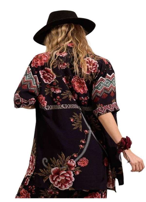 Yacamim - Camisa Ampla de Mangas Curtas Preto Estampado Yacamim A3 Estampado 6