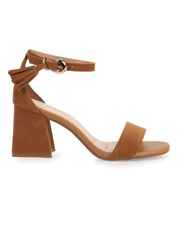 Bebecê - Sandália Bebecê Salto Bloco com Fivela e Enfeite Franja Marrom