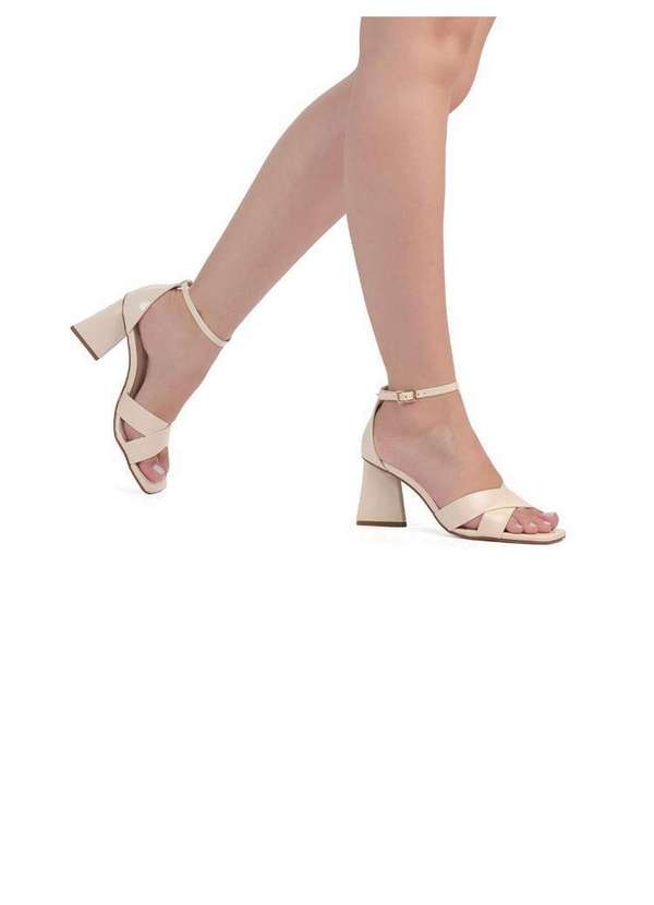 Bebecê - Sandalia Bebecê Salto Bloco Tiras Cruzadas Creme 2