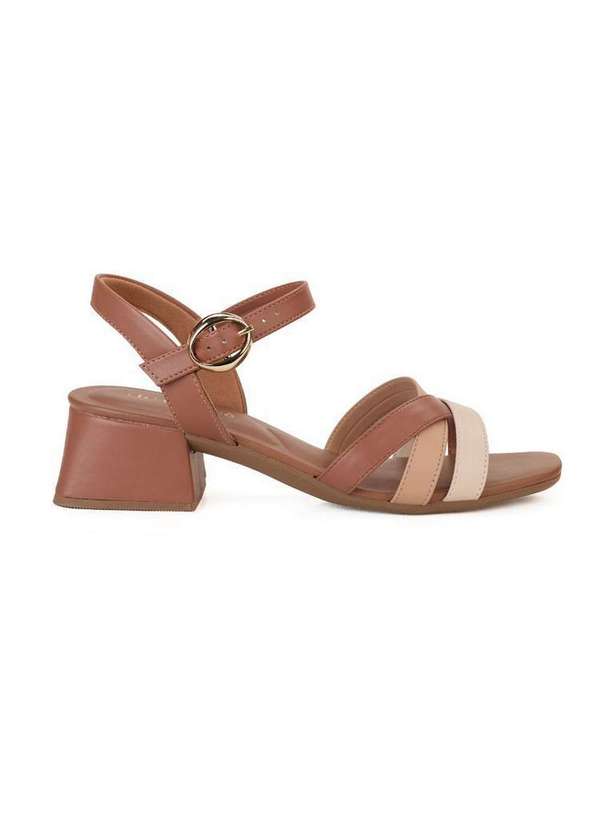 Bebecê - Sandália Bebecê Salto Médio Bloco com Tiras Cruzadas Creme