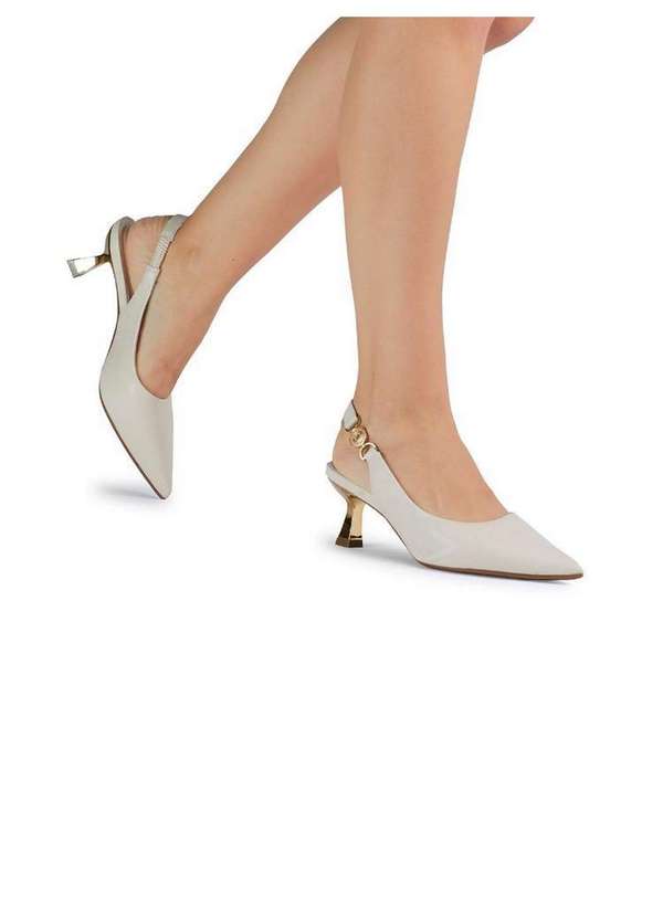 Bebecê - Scarpin Sligback Bebecê Salto Médio Taça com Pingente Creme 2