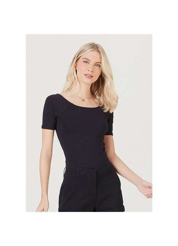 Hering - Blusa Básica Feminina com Gola Canoa Preto